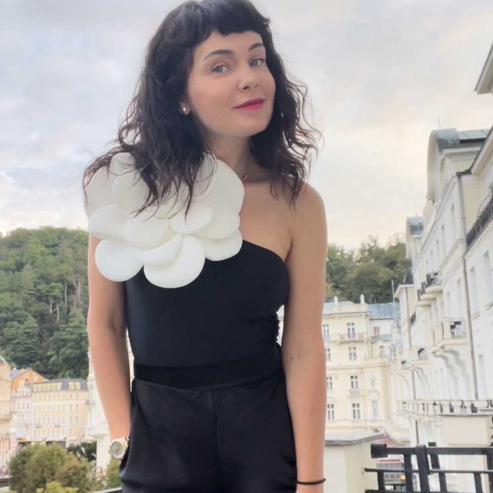Meet your Posher, Iryna